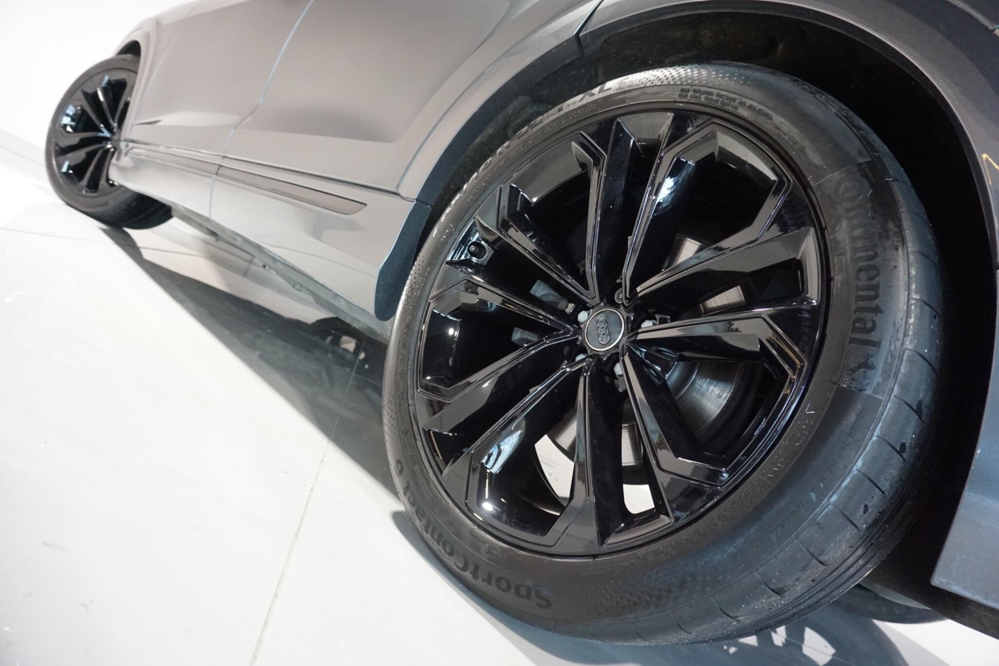 Audi Q8 3.0 TDI V6 50 Black Edition SUV 5dr Diesel Tiptronic quattro Euro 6 (s/s) (286 ps)